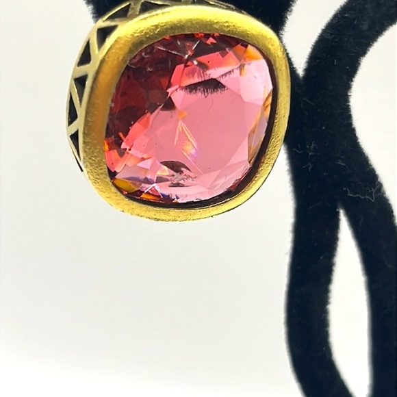 Yves Saint Laurent Pink and Gold Classic Earrings Vintage Clip on Earrings  1980 - Picture 4 of 14